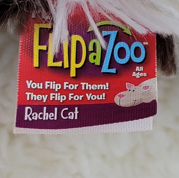 FlipaZoo Bradley Labrador Rachel Cat 2 In 1 Plush - Picture 10 of 14